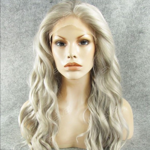 Grey wig - Picture 2 of 5